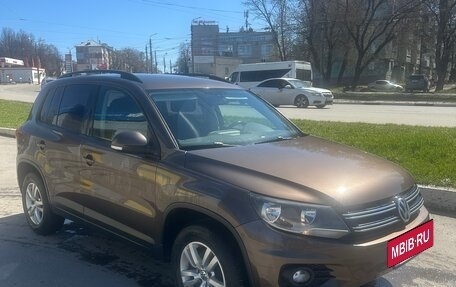 Volkswagen Tiguan I, 2015 год, 1 450 000 рублей, 4 фотография