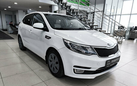 KIA Rio III рестайлинг, 2016 год, 990 000 рублей, 7 фотография