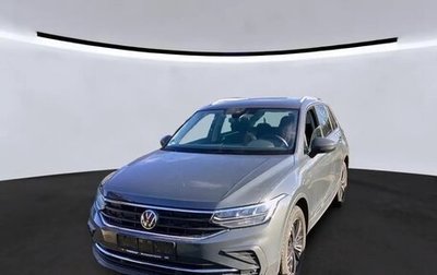 Volkswagen Tiguan II, 2022 год, 2 292 000 рублей, 1 фотография