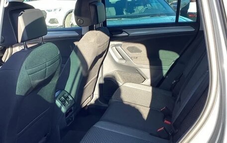 Volkswagen Tiguan II, 2022 год, 2 292 000 рублей, 7 фотография