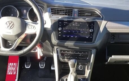 Volkswagen Tiguan II, 2022 год, 2 292 000 рублей, 9 фотография
