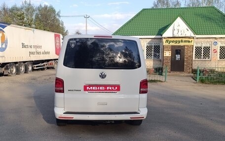 Volkswagen Multivan T5, 2014 год, 3 200 000 рублей, 2 фотография