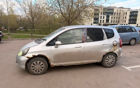 Honda Fit III, 2001 год, 110 000 рублей, 4 фотография