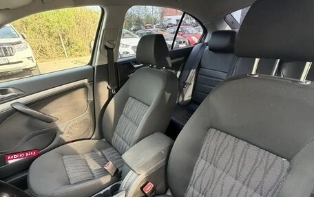 Skoda Octavia, 2010 год, 650 000 рублей, 15 фотография