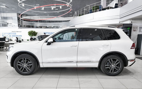 Volkswagen Touareg III, 2017 год, 2 850 000 рублей, 10 фотография