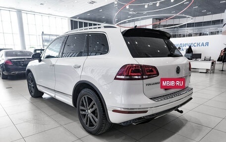Volkswagen Touareg III, 2017 год, 2 850 000 рублей, 8 фотография