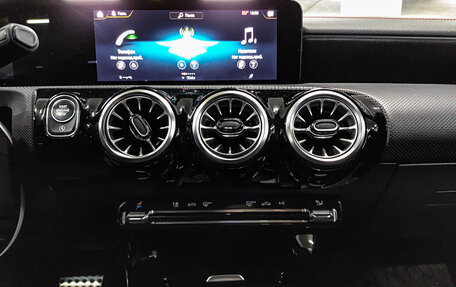 Mercedes-Benz CLA, 2021 год, 3 750 000 рублей, 18 фотография