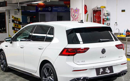Volkswagen Golf VIII, 2023 год, 2 300 000 рублей, 3 фотография