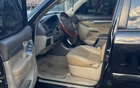 Toyota Land Cruiser Prado 120 рестайлинг, 2003 год, 1 650 000 рублей, 8 фотография