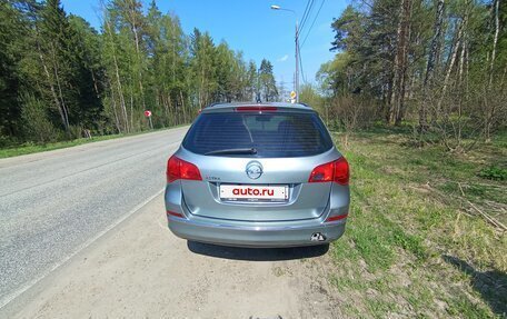 Opel Astra J, 2014 год, 600 000 рублей, 3 фотография