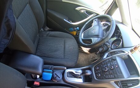 Opel Astra J, 2014 год, 600 000 рублей, 12 фотография