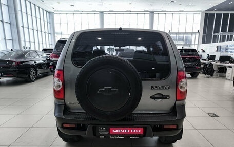 Chevrolet Niva I рестайлинг, 2016 год, 730 000 рублей, 10 фотография