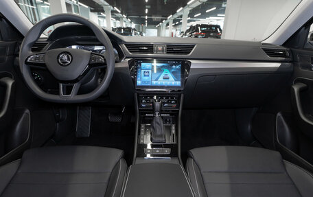 Skoda Superb III рестайлинг, 2025 год, 3 275 000 рублей, 8 фотография