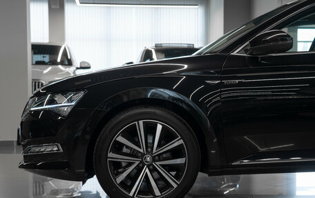 Skoda Superb III рестайлинг, 2025 год, 3 275 000 рублей, 22 фотография
