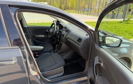 Volkswagen Polo VI (EU Market), 2011 год, 740 000 рублей, 13 фотография