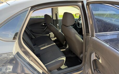 Volkswagen Polo VI (EU Market), 2011 год, 740 000 рублей, 14 фотография