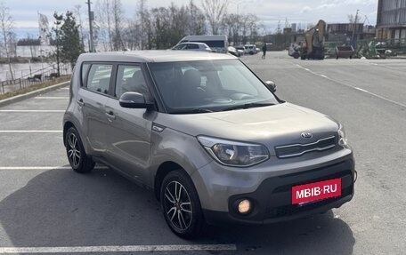 KIA Soul II рестайлинг, 2017 год, 1 050 000 рублей, 8 фотография