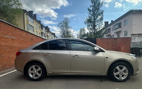 Chevrolet Cruze II, 2011 год, 650 000 рублей, 7 фотография