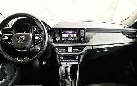 Skoda Rapid II, 2022 год, 1 600 000 рублей, 14 фотография