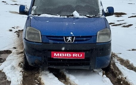 Peugeot Partner II рестайлинг 2, 2004 год, 282 000 рублей, 2 фотография