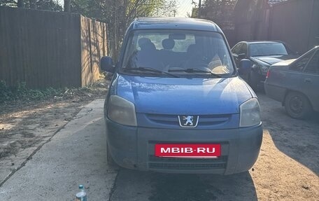 Peugeot Partner II рестайлинг 2, 2004 год, 282 000 рублей, 6 фотография