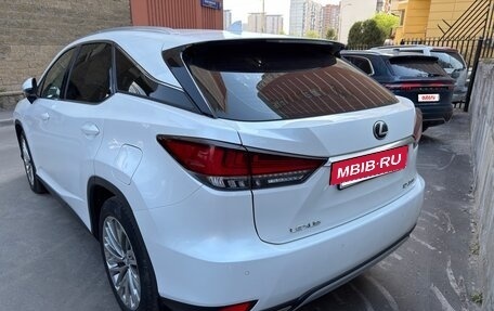 Lexus RX IV рестайлинг, 2021 год, 5 850 000 рублей, 4 фотография