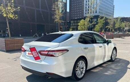 Toyota Camry, 2018 год, 2 850 000 рублей, 5 фотография