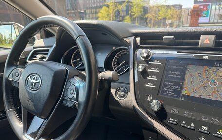 Toyota Camry, 2018 год, 2 850 000 рублей, 13 фотография