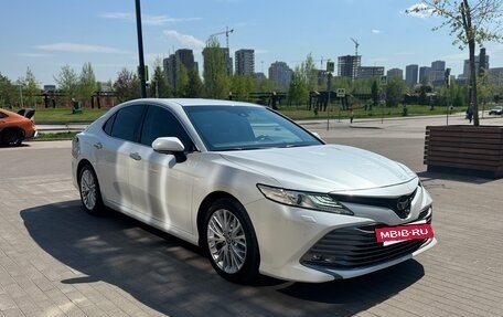 Toyota Camry, 2018 год, 2 850 000 рублей, 3 фотография
