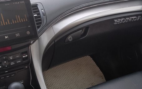 Honda Accord VIII рестайлинг, 2008 год, 900 000 рублей, 10 фотография