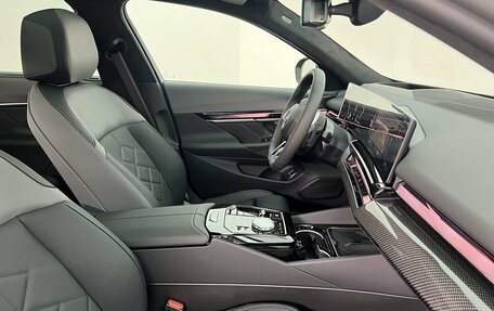 BMW 5 серия, 2026 год, 15 290 000 рублей, 13 фотография