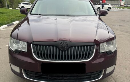 Skoda Superb III рестайлинг, 2012 год, 1 100 000 рублей, 1 фотография