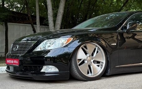 Lexus LS IV, 2007 год, 2 500 000 рублей, 1 фотография