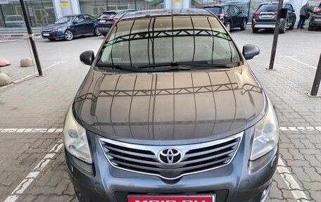Toyota Avensis III рестайлинг, 2010 год, 780 000 рублей, 1 фотография