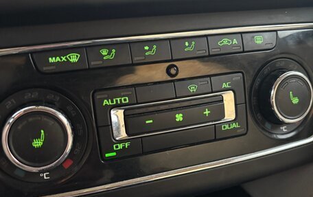 Skoda Superb III рестайлинг, 2012 год, 1 100 000 рублей, 14 фотография