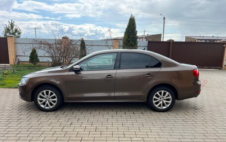 Volkswagen Jetta VI, 2013 год, 930 000 рублей, 4 фотография