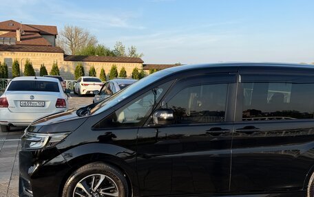 Honda Stepwgn IV, 2018 год, 2 370 000 рублей, 11 фотография
