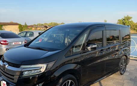 Honda Stepwgn IV, 2018 год, 2 370 000 рублей, 12 фотография
