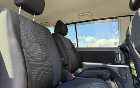 Toyota ISis I, 2010 год, 1 290 000 рублей, 4 фотография