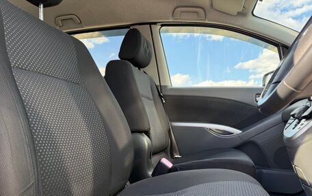 Toyota ISis I, 2010 год, 1 290 000 рублей, 7 фотография