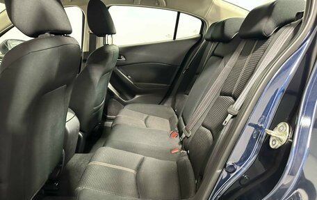 Mazda 3, 2017 год, 1 580 000 рублей, 17 фотография
