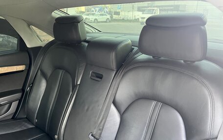 Audi A8, 2012 год, 1 700 000 рублей, 11 фотография