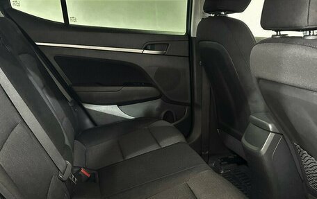 Hyundai Elantra VI рестайлинг, 2017 год, 1 390 000 рублей, 12 фотография