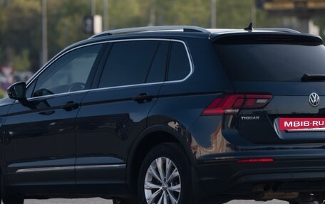 Volkswagen Tiguan II, 2017 год, 2 598 000 рублей, 6 фотография