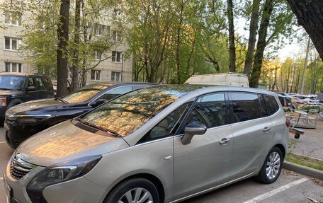 Opel Zafira C рестайлинг, 2012 год, 900 000 рублей, 2 фотография