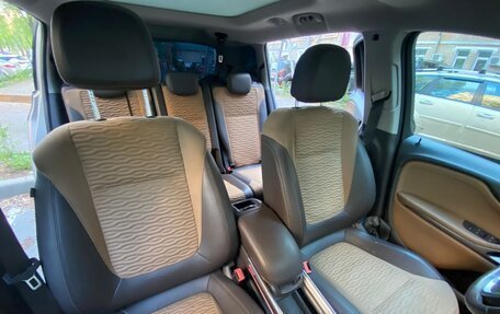 Opel Zafira C рестайлинг, 2012 год, 900 000 рублей, 6 фотография