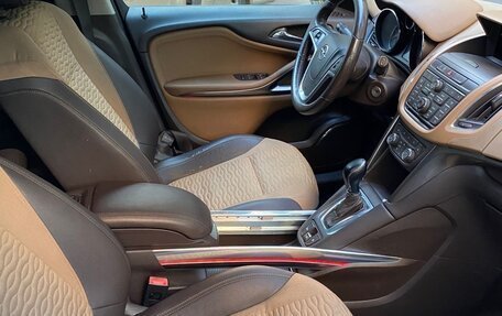 Opel Zafira C рестайлинг, 2012 год, 900 000 рублей, 5 фотография