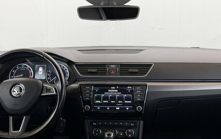 Skoda Superb III рестайлинг, 2016 год, 1 600 000 рублей, 5 фотография