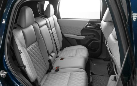 Mitsubishi Outlander, 2022 год, 4 812 000 рублей, 10 фотография