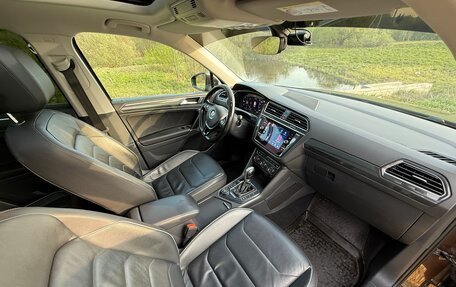 Volkswagen Tiguan II, 2017 год, 2 550 000 рублей, 19 фотография